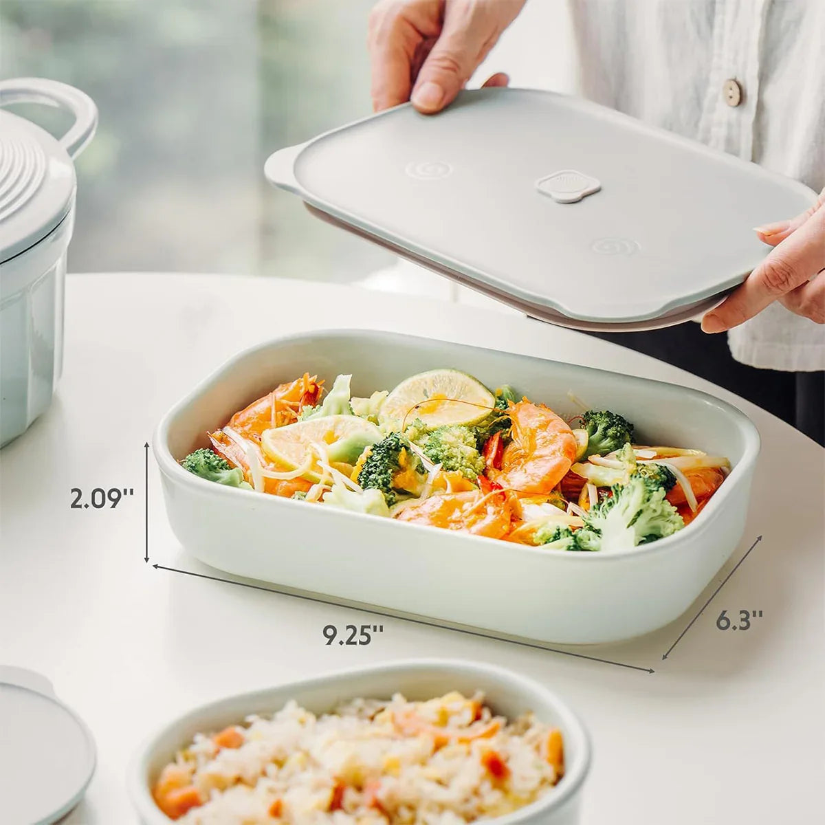 BUYDEEM CT3008 Ceramic Food Storage Container With Airtight Lid Stackable Bento Lunch Box 1L BUYDEEM CT3008 Ceramic Food Storage Container With Airtight Lid Stackable Bento Lunch Box 1L