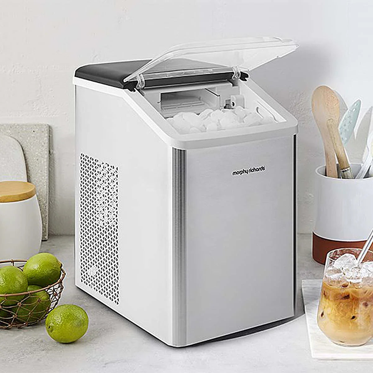 Morphy Richards Nugget 150W Electric Commercial Ice Maker 1.1L Bin Storage SS Morphy Richards Nugget 150W Electric Commercial Ice Maker 1.1L Bin Storage SS