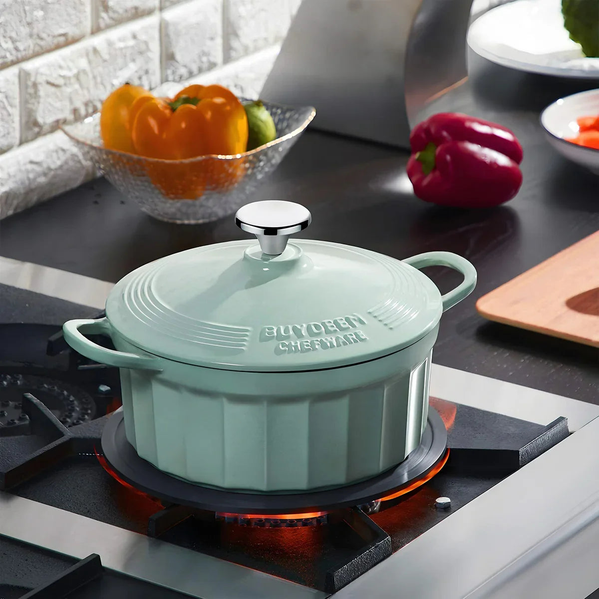 BUYDEEM Enamel Cast Iron pot stew pot Lock Water Preservating 2.9L Light Green CP552 BUYDEEM Enamel Cast Iron pot stew pot Lock Water Preservating 2.9L Light Green CP552